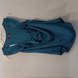 Sleeveless ruffled blouse